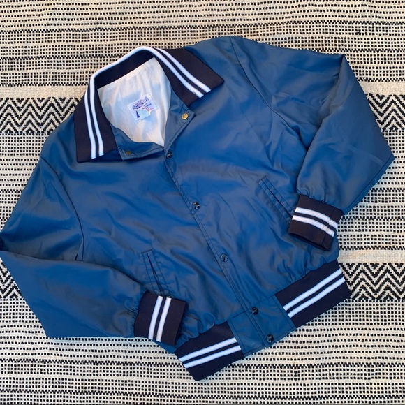 Vintage Avon Sportswear Bomber Jacket size M - Picture 1 of 5